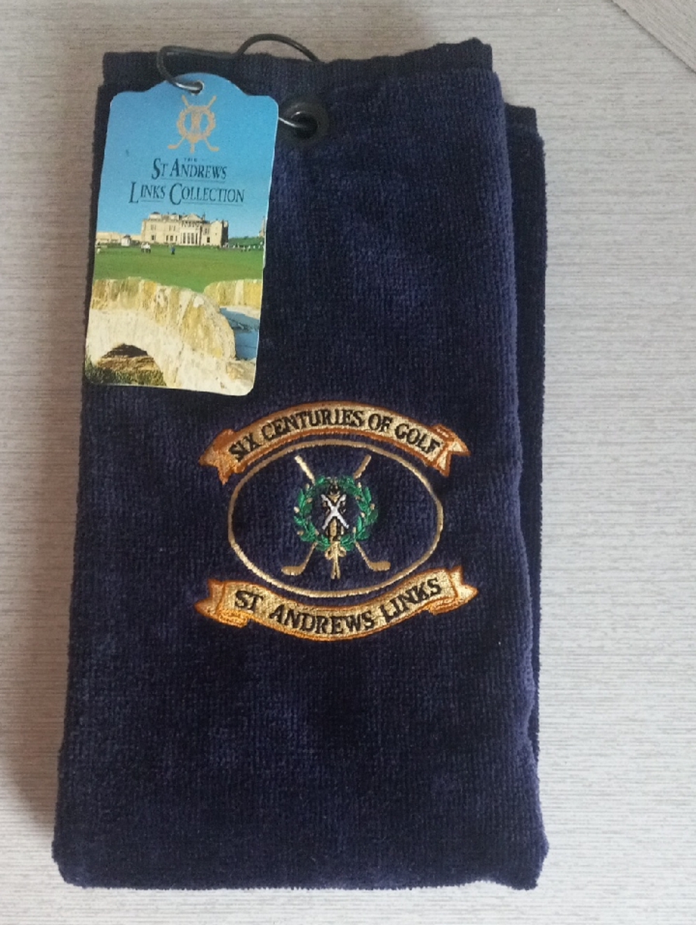 St Andrews Links Scotland Six Centuries Embroidered Golf Towel NWT